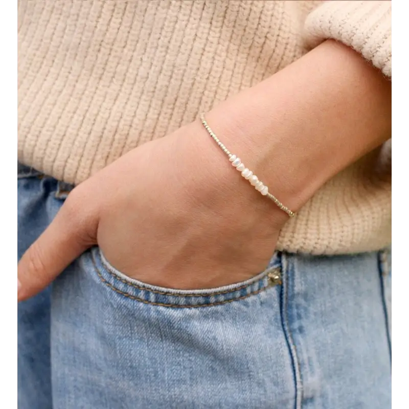 Threaded Shell Bracelet