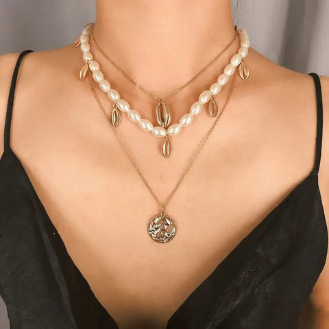 White Gold Medallion Shell Necklace